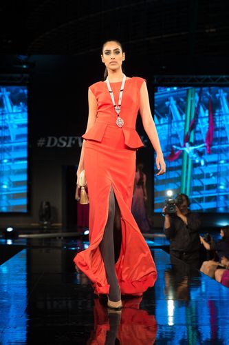 Elegante damesjurken  9